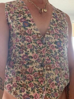 Vintage At Last Floral V-Neck Sleeveless Vest - Pink, Cream, Green, Blue